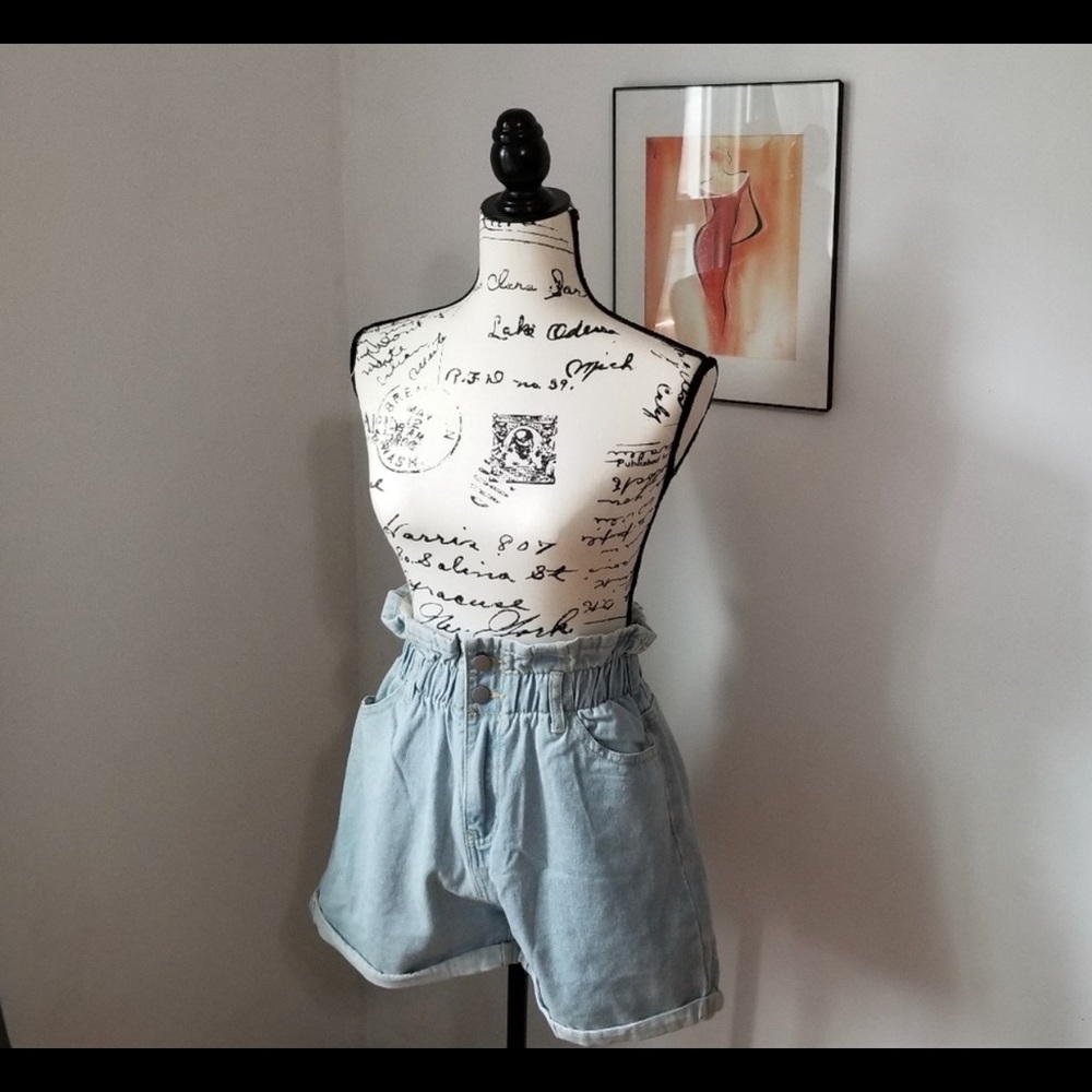 Brand new high waisted Zaful shorts.